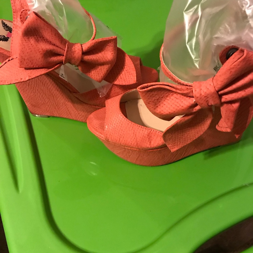 Platform heels
